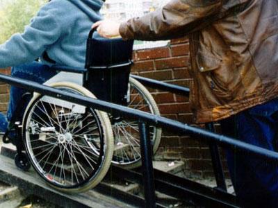 Полезные советы и рекомендации по эксплуатации и уходу за инвалидными колясками