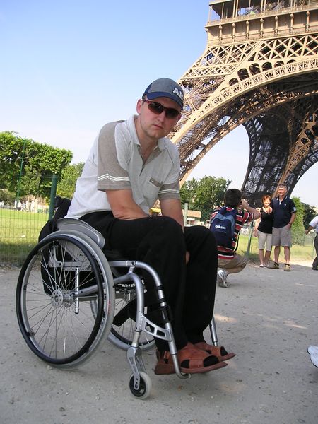 (Photo: a person in a wheelchair can be active and self-contained)