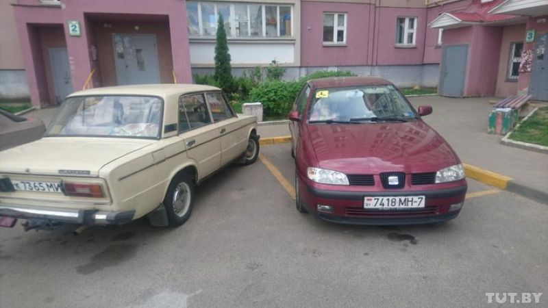 Белорусские ЖЭСы тоже смогут наказывать автомобилистов за парковку на зеленой зоне? Комментарий МВД