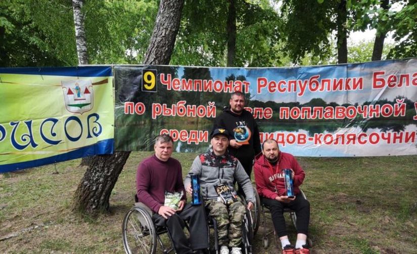 Чемпионат Беларуси по рыбной ловле среди инвалидов-колясочников прошел под Солигорском